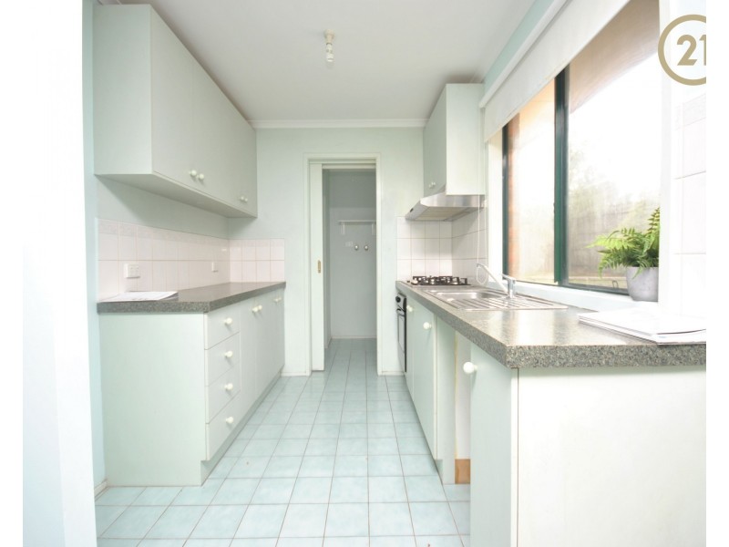 2 Moloney Court, Berwick VIC 3806