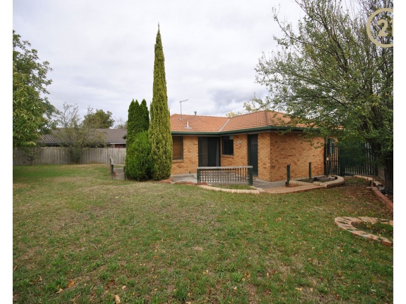 2 Moloney Court, Berwick VIC 3806