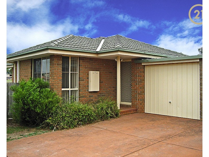 2/12 Madison Avenue, Narre Warren VIC 3805