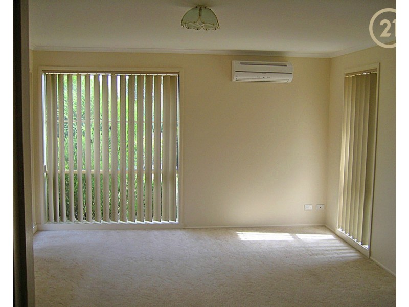 2/12 Madison Avenue, Narre Warren VIC 3805