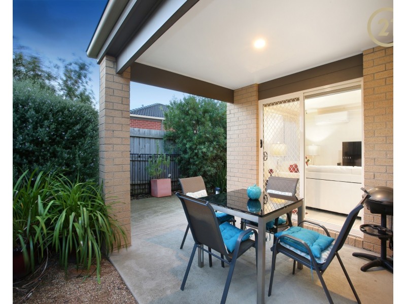 105  Fairhaven Boulevard, Cranbourne West VIC 3977