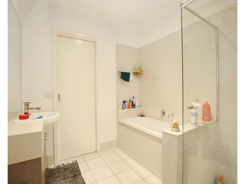 21/21 Kingfisher Drive, Doveton VIC 3177