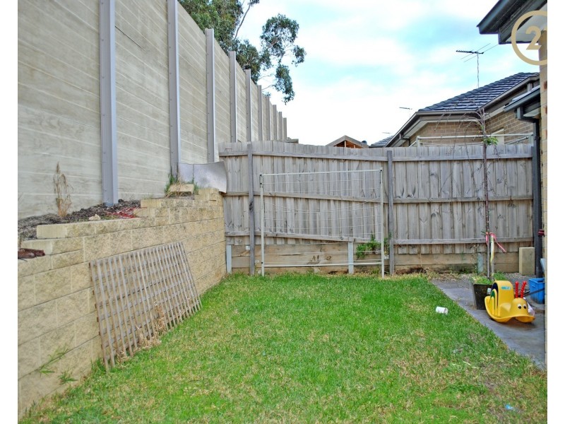 21/21 Kingfisher Drive, Doveton VIC 3177