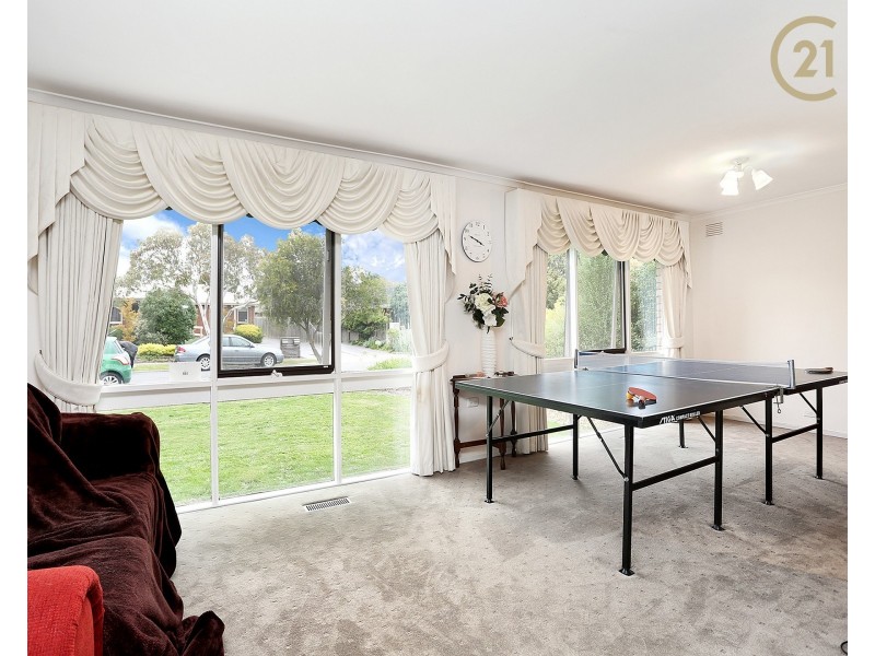 2 Greystoke Court, Berwick VIC 3806