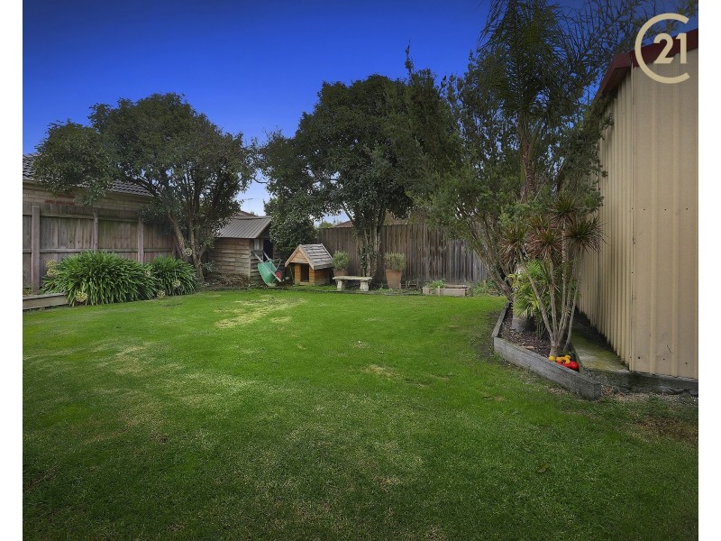 2 Greystoke Court, Berwick VIC 3806