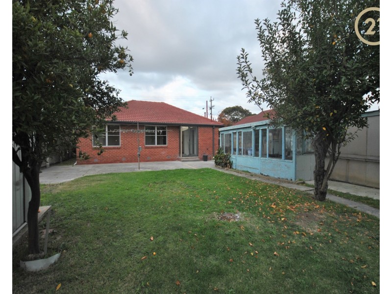 49  Rowan Drive, Doveton VIC 3177