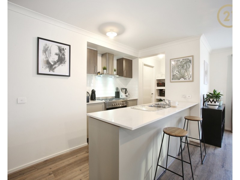 1 Westbourne Street, Clyde North VIC 3978