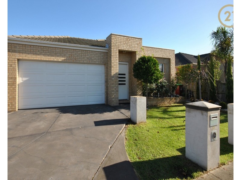 13 Els Court, Berwick VIC 3806