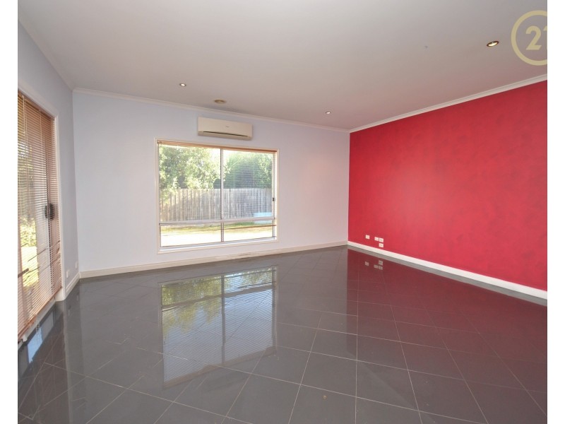 13 Els Court, Berwick VIC 3806