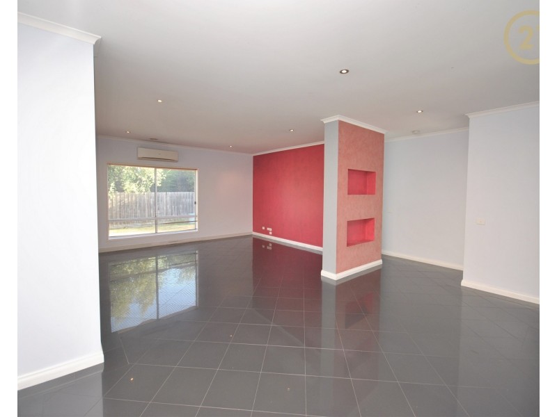 13 Els Court, Berwick VIC 3806