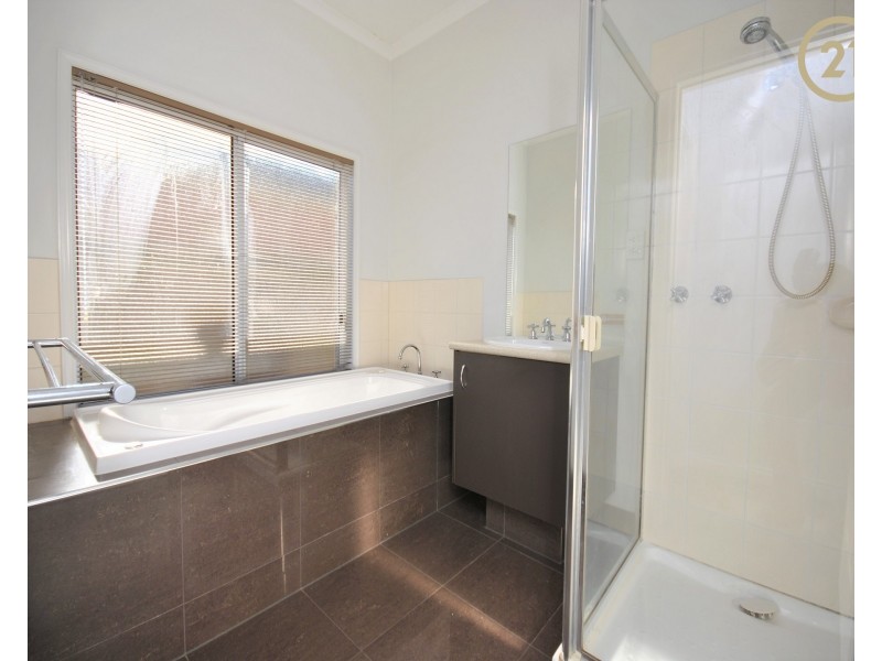 13 Els Court, Berwick VIC 3806