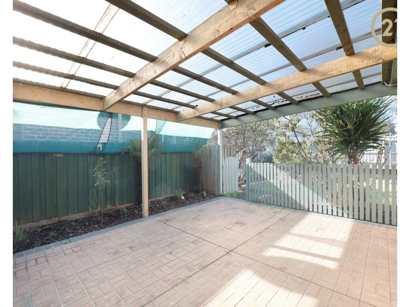 6 Michelle Drive, Berwick VIC 3806