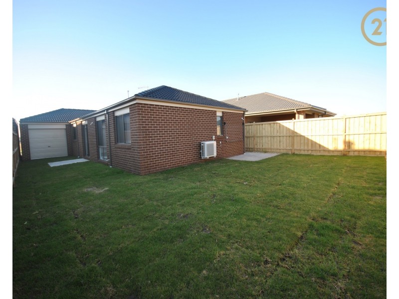 14 Odeon Avenue, Clyde North VIC 3978