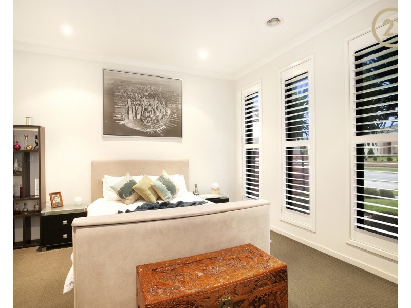 8 Datura Avenue, Cranbourne North VIC 3977