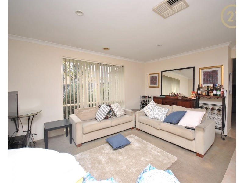 43 John Fisher Drive, Berwick VIC 3806