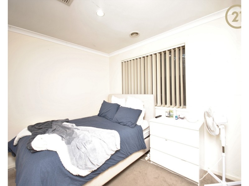 43 John Fisher Drive, Berwick VIC 3806