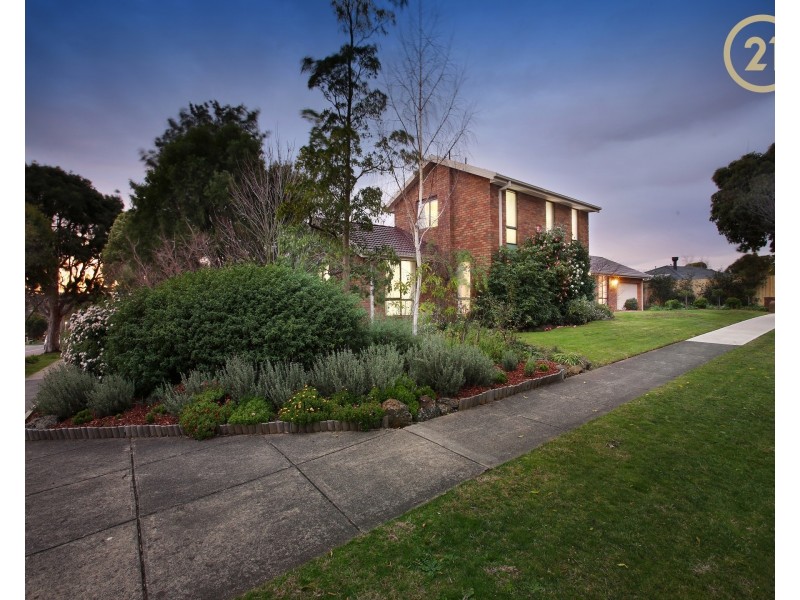 84 Saxonwood Drive, Narre Warren VIC 3805