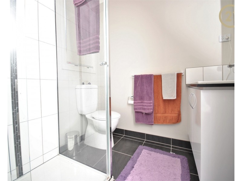 21 Bernadins Street, Clyde North VIC 3978