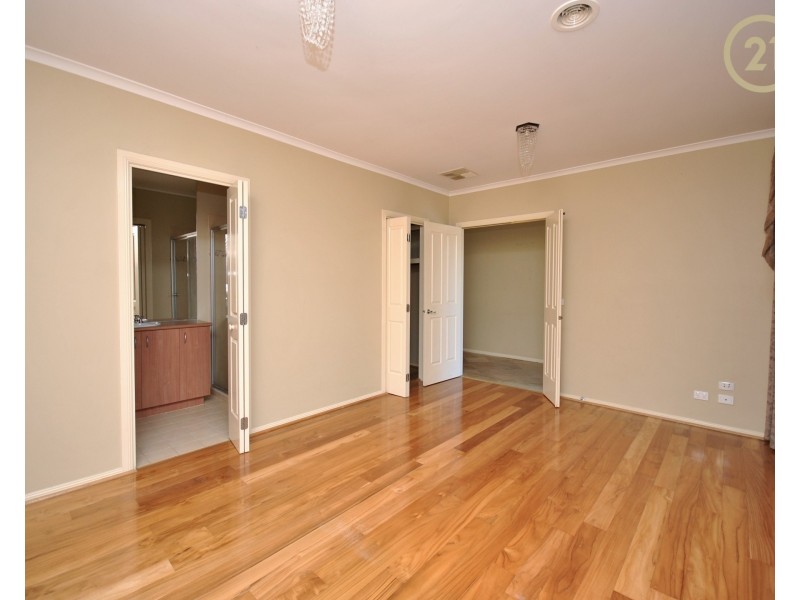 12 Snowgum Court, Narre Warren South VIC 3805