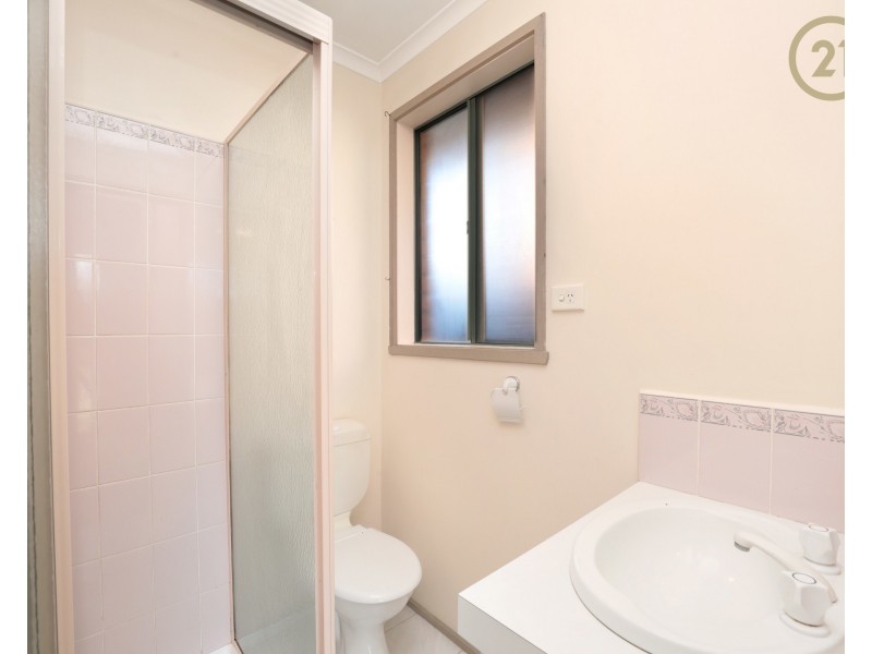 6  Michelle Drive, Berwick VIC 3806