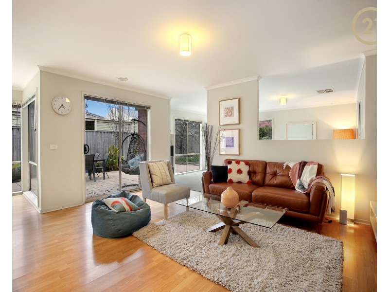 9 Marsh Grove, Berwick VIC 3806