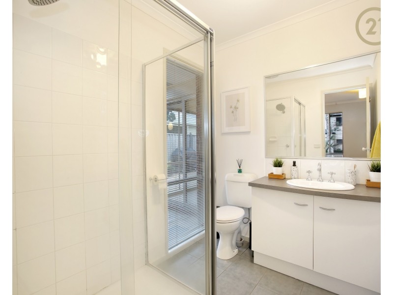 9 Marsh Grove, Berwick VIC 3806