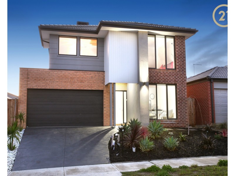 18 Everard Avenue, Clyde North VIC 3978