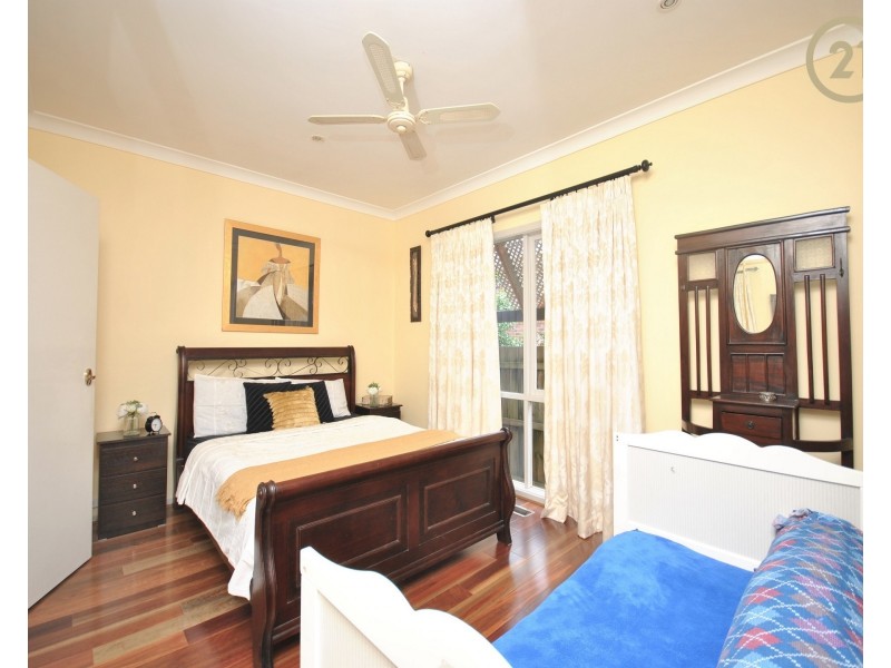 33 Balmain Drive, Berwick VIC 3806