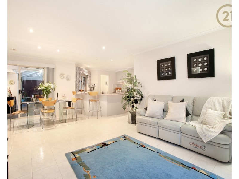 33 Scenic Drive, Beaconsfield VIC 3807