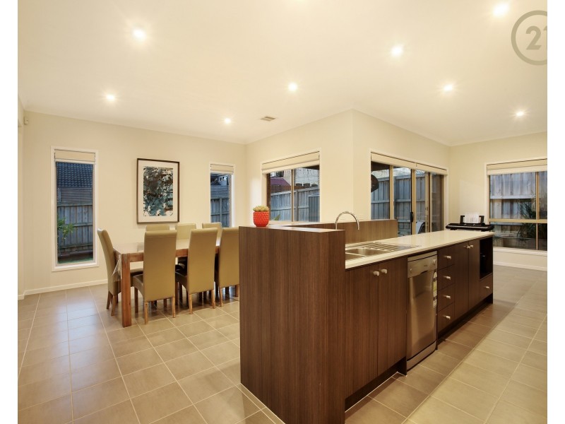 46 Saul Avenue, Berwick VIC 3806