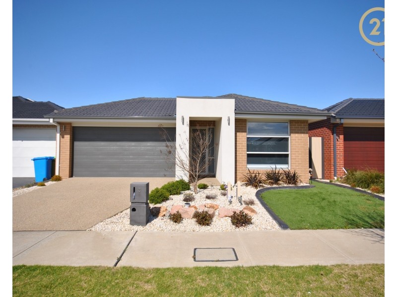 3 Cups Court, Clyde North VIC 3978