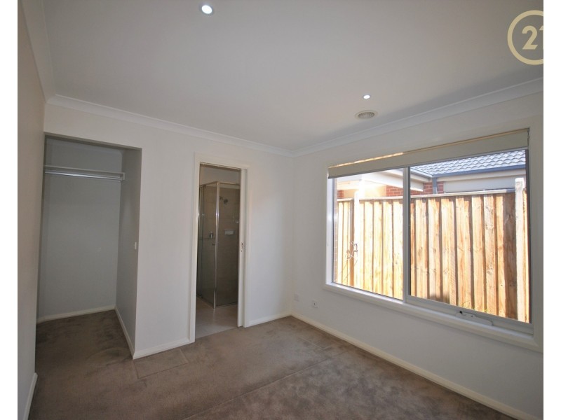 3 Cups Court, Clyde North VIC 3978