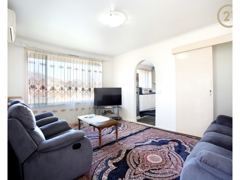 1/12 William Avenue, Dandenong VIC 3175