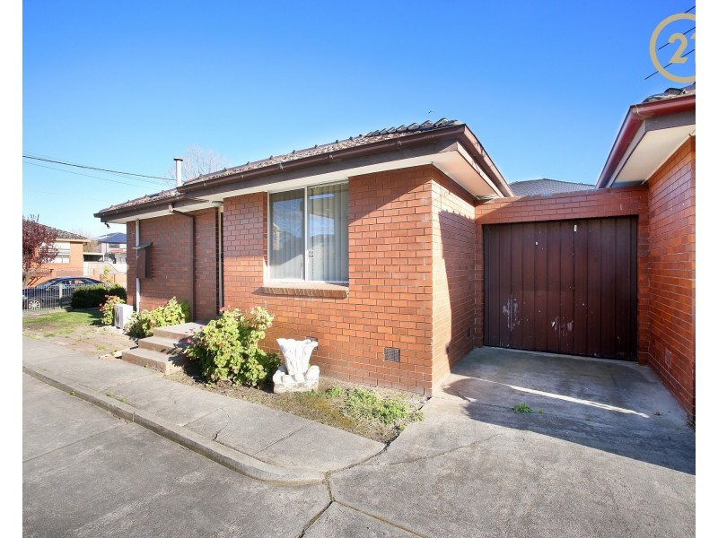 1/12 William Avenue, Dandenong VIC 3175