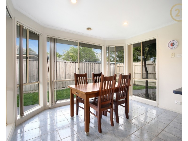 49 Edgbaston Circuit, Berwick VIC 3806