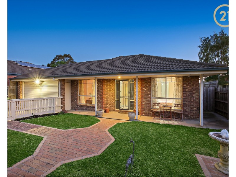 24 Fieldhouse Lane, Berwick VIC 3806