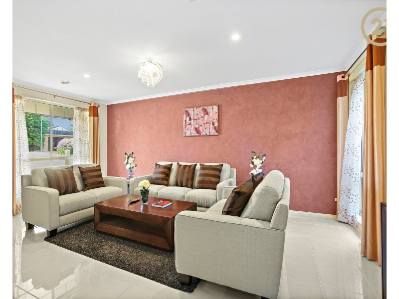 24 Fieldhouse Lane, Berwick VIC 3806