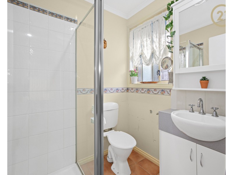 24 Fieldhouse Lane, Berwick VIC 3806