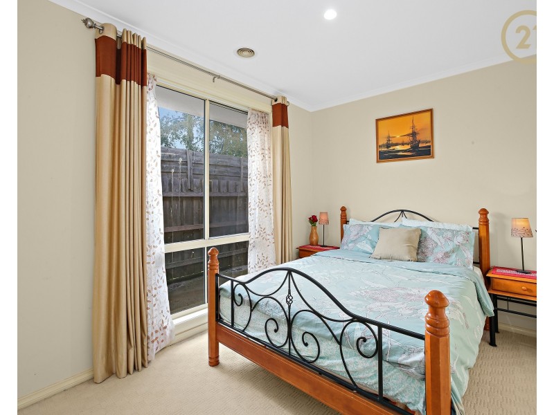 24 Fieldhouse Lane, Berwick VIC 3806