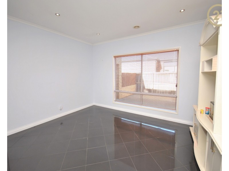 13 Els Court, Berwick VIC 3806