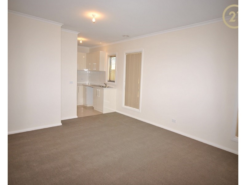 3/49  Benga Avenue, Dandenong VIC 3175
