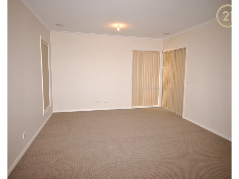 3/49  Benga Avenue, Dandenong VIC 3175
