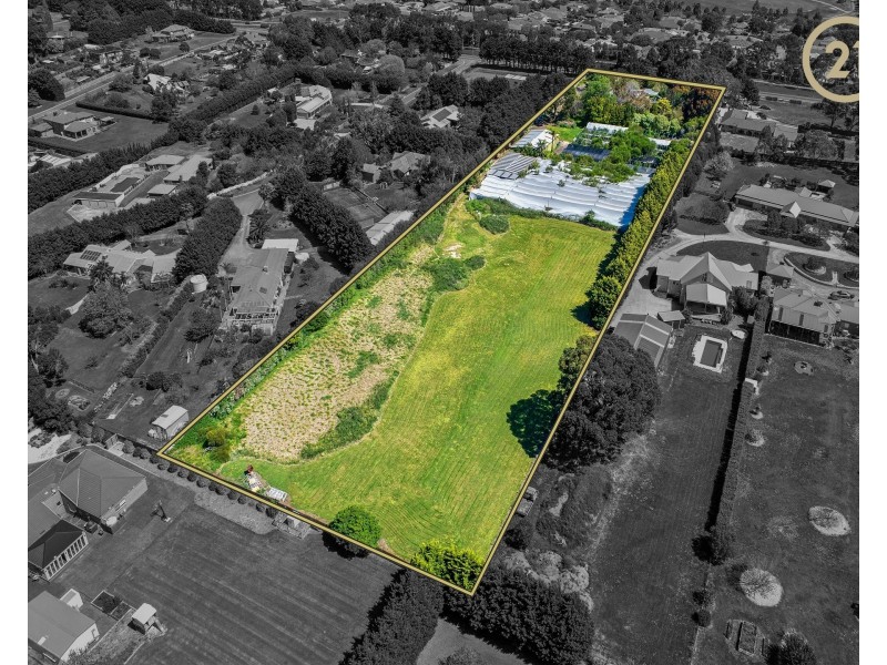 326-328 Pound Road, Narre Warren South VIC 3805