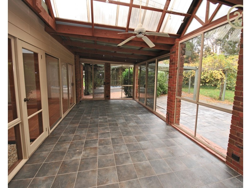 326-328 Pound Road, Narre Warren South VIC 3805