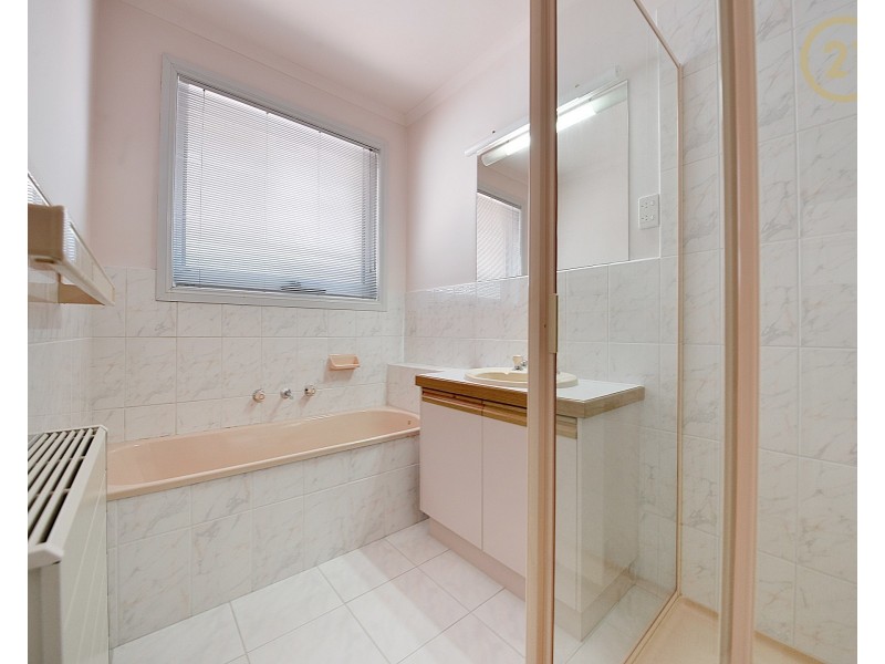 111 Telford Drive, Berwick VIC 3806