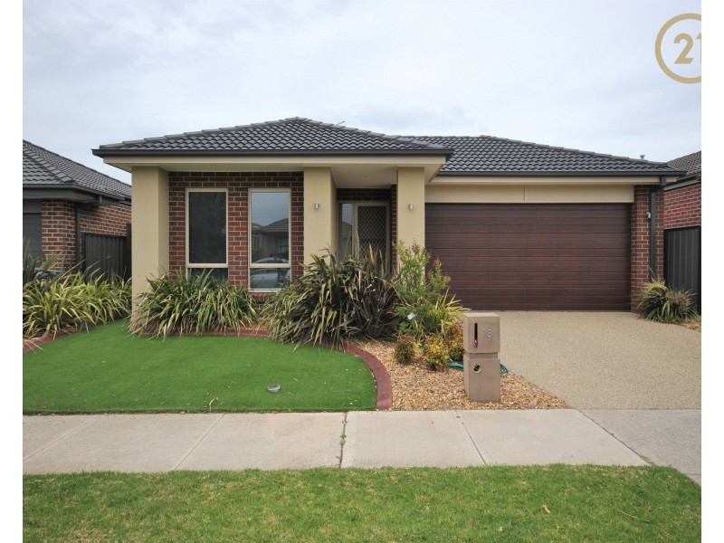 18 Elodea Way, Cranbourne North VIC 3977