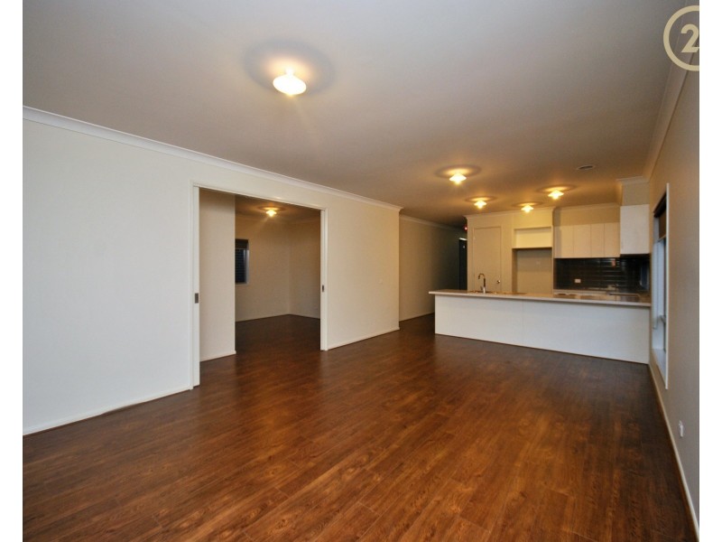 3 Kamala Road, Clyde North VIC 3978