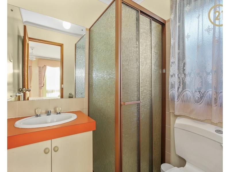 6  Kerrison Drive, Hampton Park VIC 3976