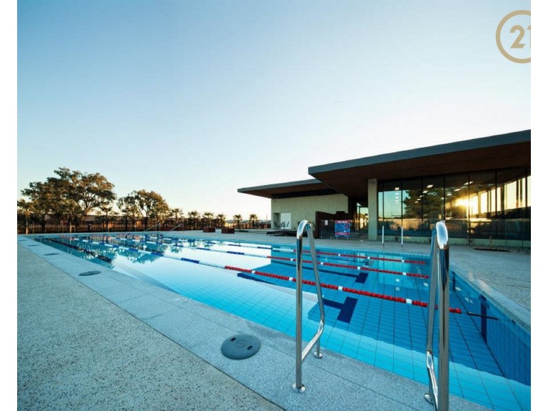 13  Arubi Avenue, Clyde North VIC 3978