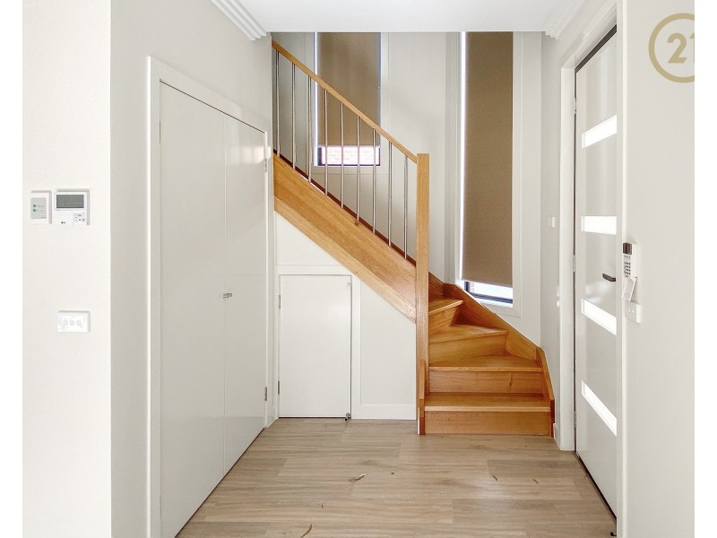 81 Aldridge Street, Endeavour Hills VIC 3802